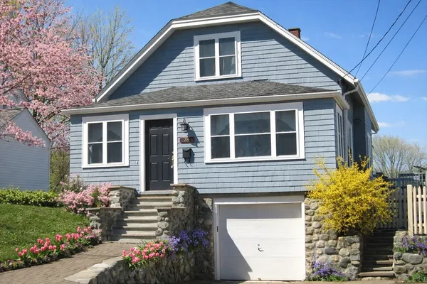 $950,000 | 28 Copley Avenue, Waltham, MA 02452