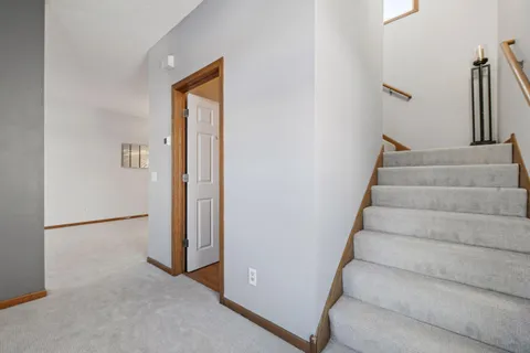 $250,000 | 3124 Thoreau Road, Chaska, MN 55318