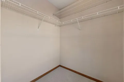 $250,000 | 3124 Thoreau Road, Chaska, MN 55318