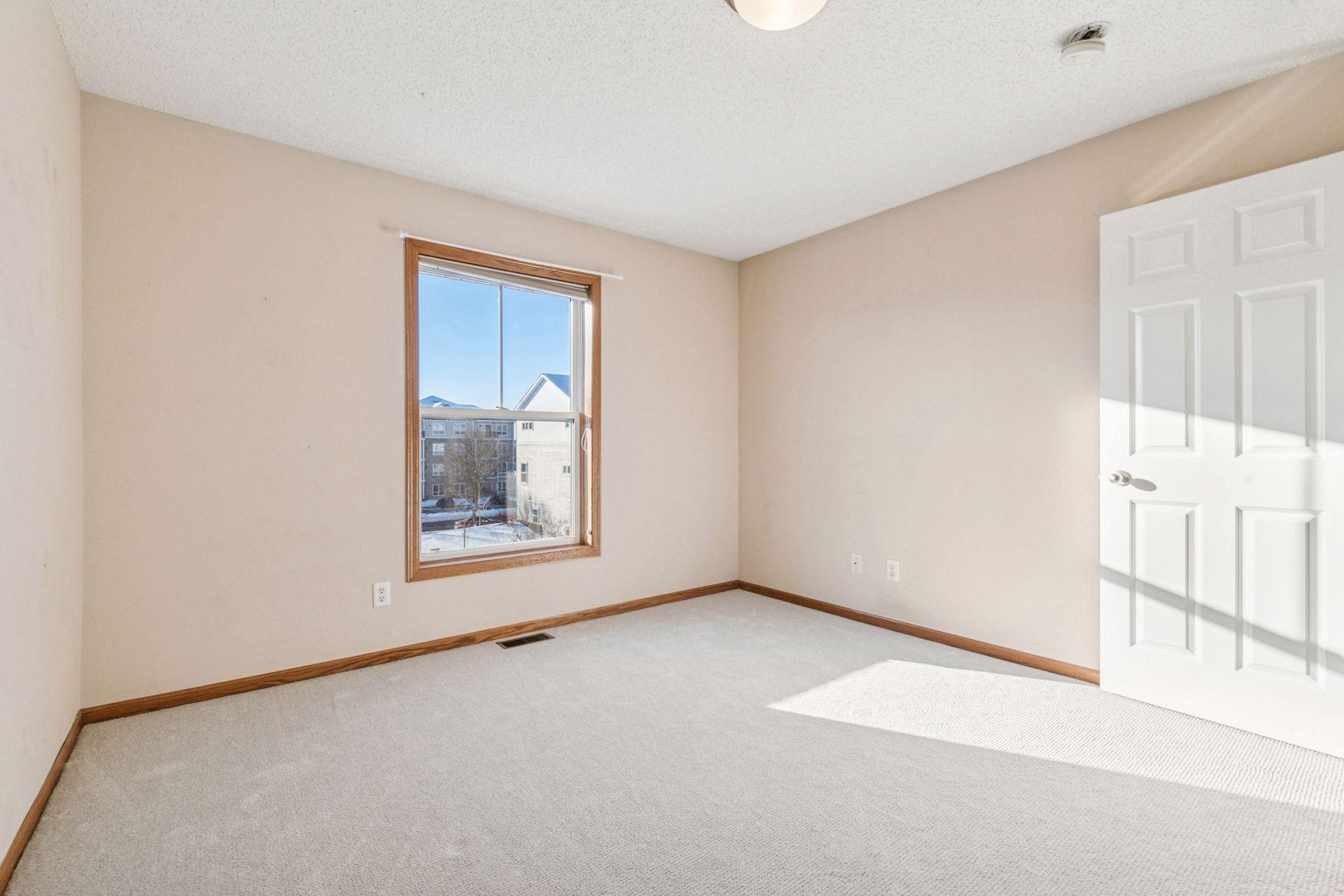 3124 Thoreau Road Chaska, MN 55318 - Photo 17 of 30