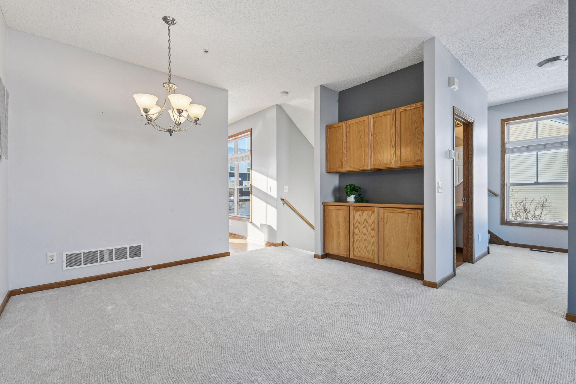 3124 Thoreau Road Chaska, MN 55318 - Photo 5 of 30