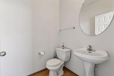 $250,000 | 3124 Thoreau Road, Chaska, MN 55318