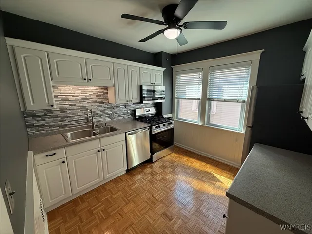 $1,950 | 95 Inwood Place, Unit 2, Buffalo, NY 14209