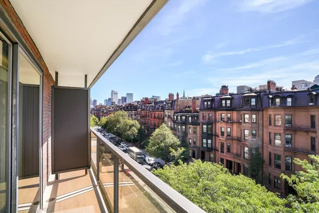 $3,095,000 | 180 Beacon Street, Unit 6AB, Boston, MA 02116