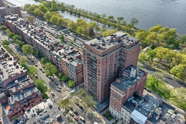 $3,095,000 | 180 Beacon Street, Unit 6AB, Boston, MA 02116