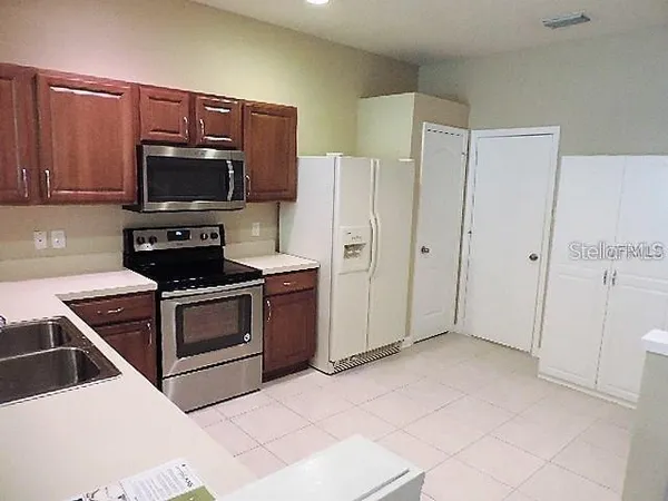 $2,095 | 7151 83rd Drive East, Bradenton, FL 34201