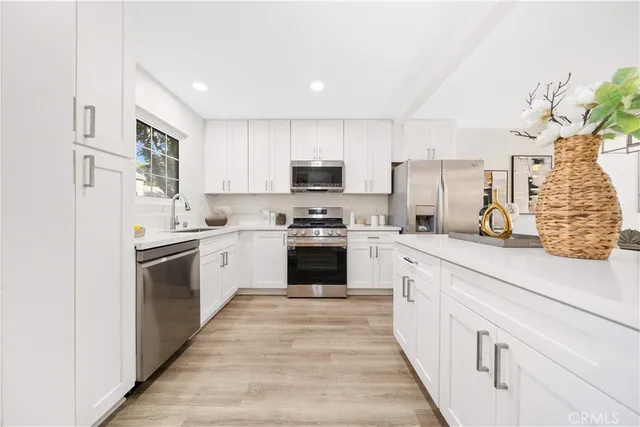 $1,035,000 | 49 Thicket, Unit 36, Irvine, CA 92614