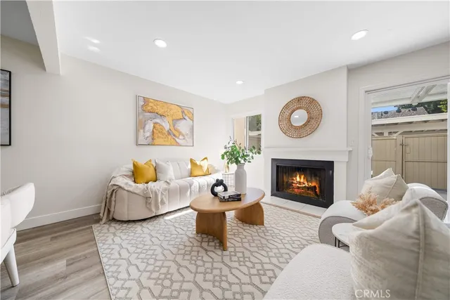 $1,035,000 | 49 Thicket, Unit 36, Irvine, CA 92614