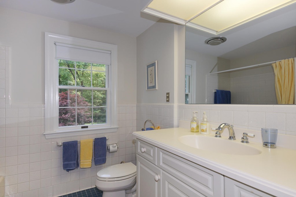 179 Winding River Road Wellesley, MA 02482 - Photo 13 of 19 Gallery Image 13