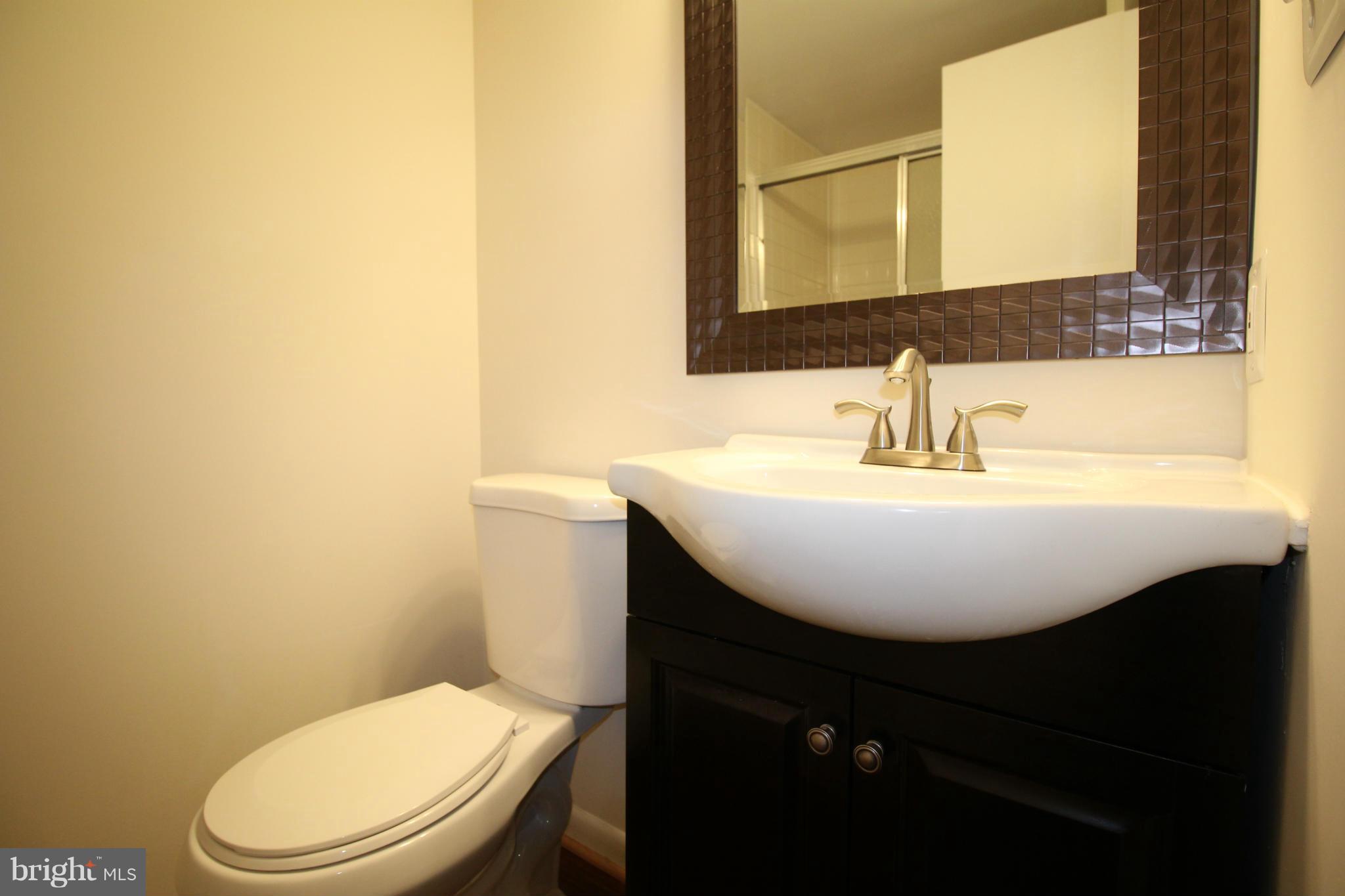 11654 Stoneview Square, Unit 11C Reston, VA 20191 - Photo 8 of 29 View