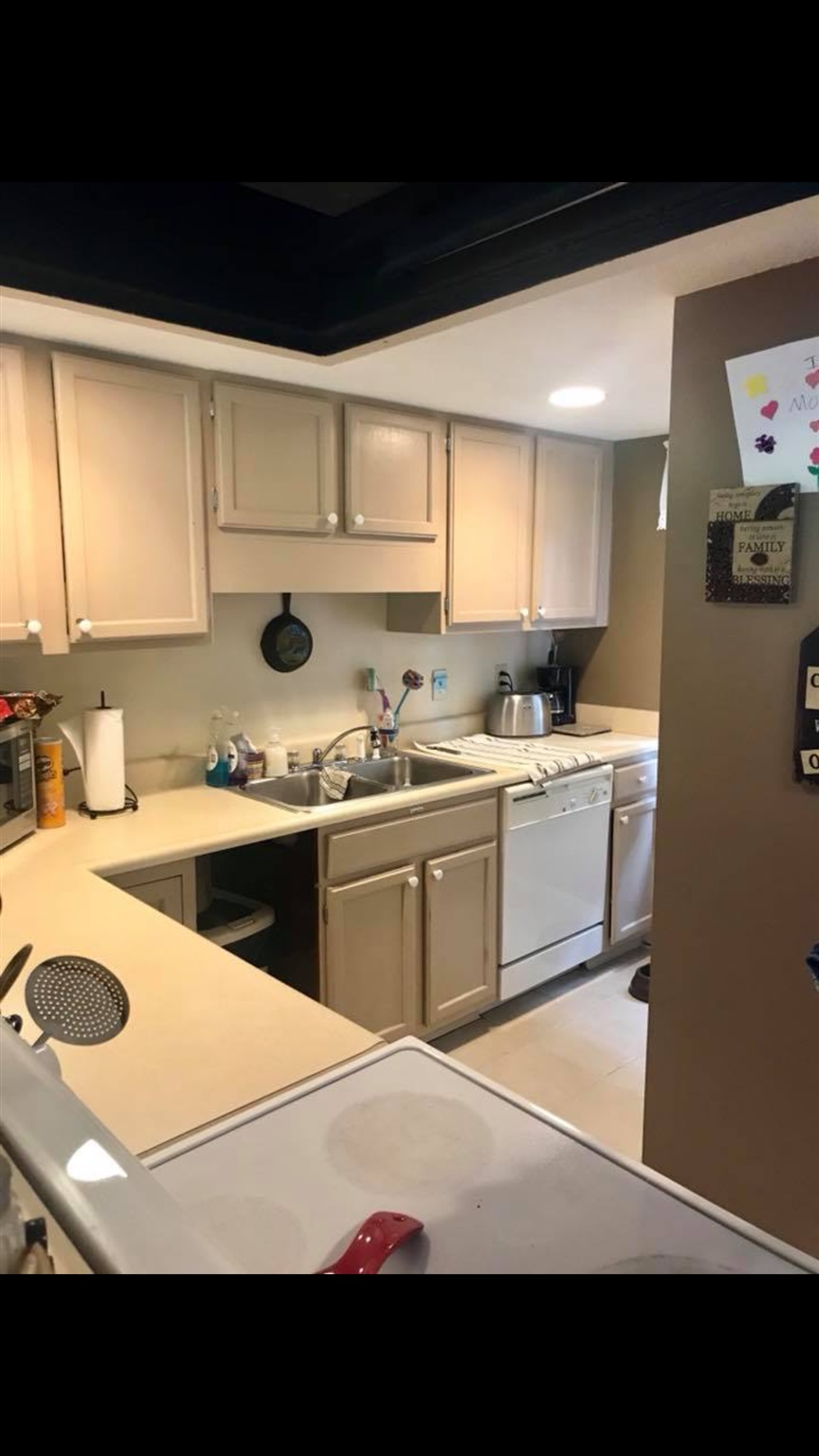 9019 South Pointe Ridge Lane, Unit 10 Bloomington, IN 47401 - Photo 8 of 11