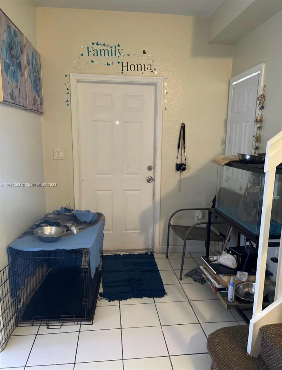 2736 Southeast 15th Road Homestead, FL 33035 - Photo 7 of 10 Gallery Image 7