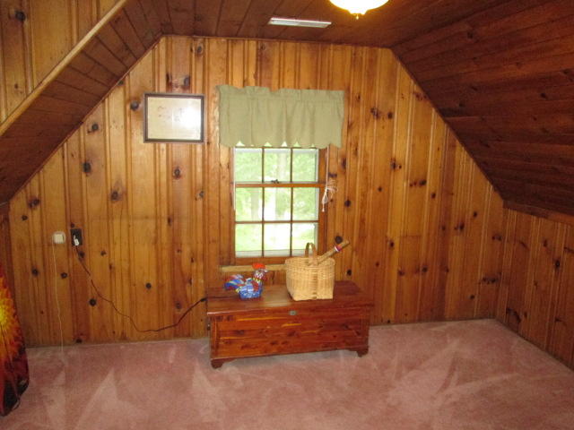 1738 Deep Draw Road Crossville, TN 38555 - Photo 14 of 31 14 Upstairs