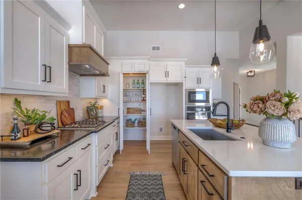 $524,650 | 15309 West 173rd Street, Olathe, KS 66062