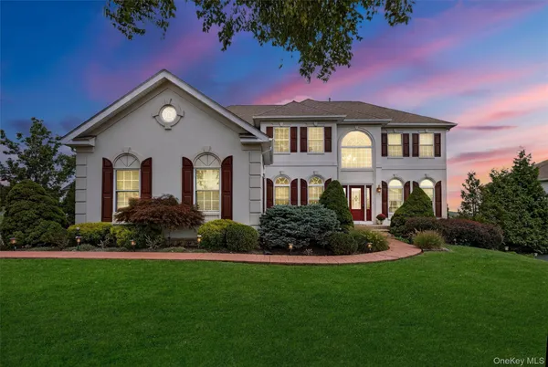 $949,900 | 36 Deangelis Drive, Monroe, NY 10950
