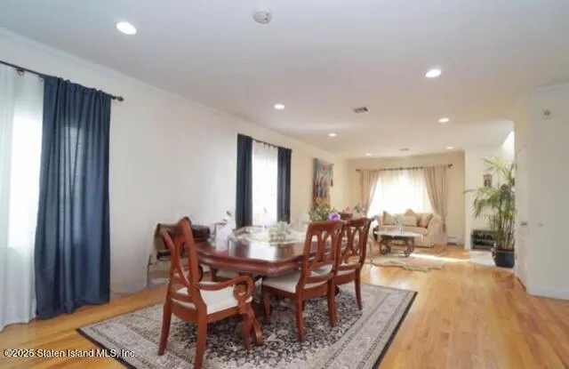 $1,298,888 | 22 Belfield Avenue | Huguenot