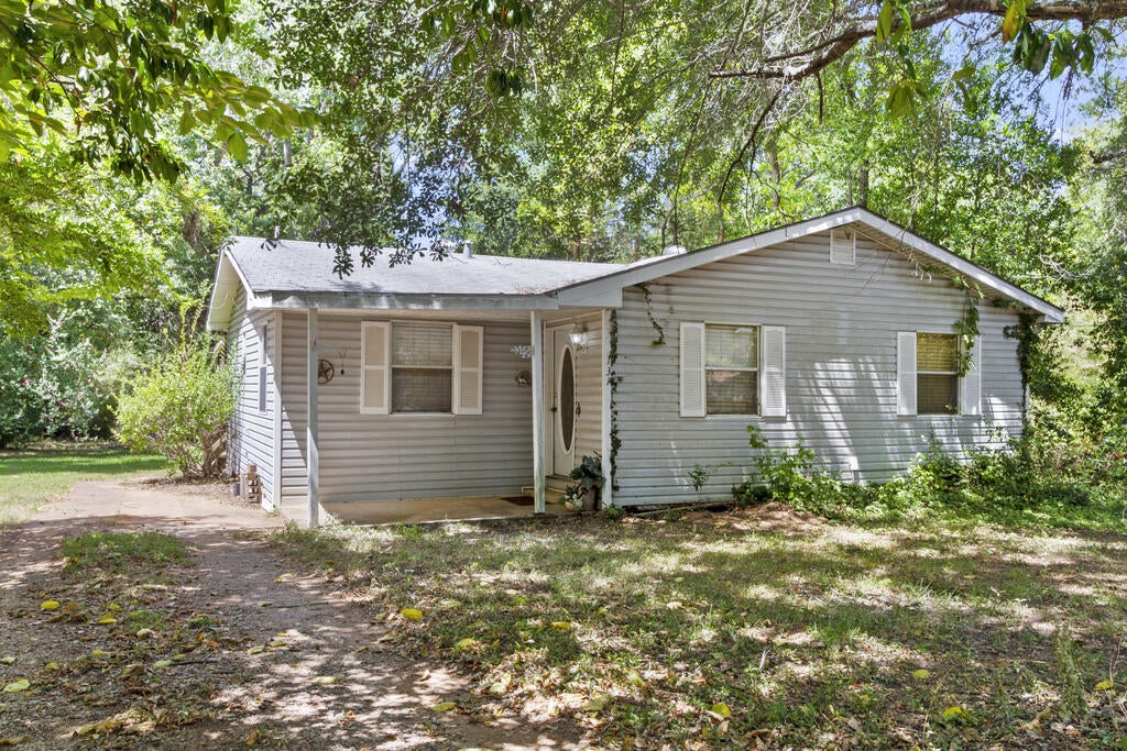 131 Blanton Road Palestine, TX 75803 - Photo 2 of 59 Gallery Image 2