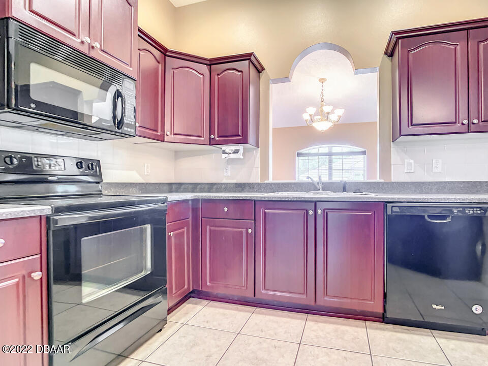 452 Kettering Road Deltona, FL 32725 - Photo 11 of 51 11