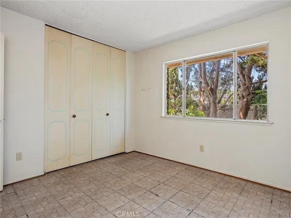 $719,917 | 14923 La Valle Street, Sylmar, CA 91342