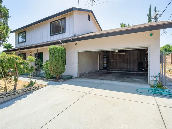 $719,917 | 14923 La Valle Street, Sylmar, CA 91342