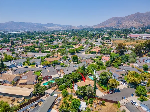 $719,917 | 14923 La Valle Street, Sylmar, CA 91342
