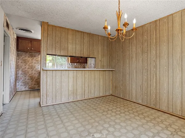 $719,917 | 14923 La Valle Street, Sylmar, CA 91342