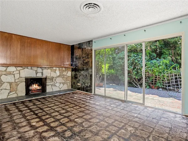 $719,917 | 14923 La Valle Street, Sylmar, CA 91342