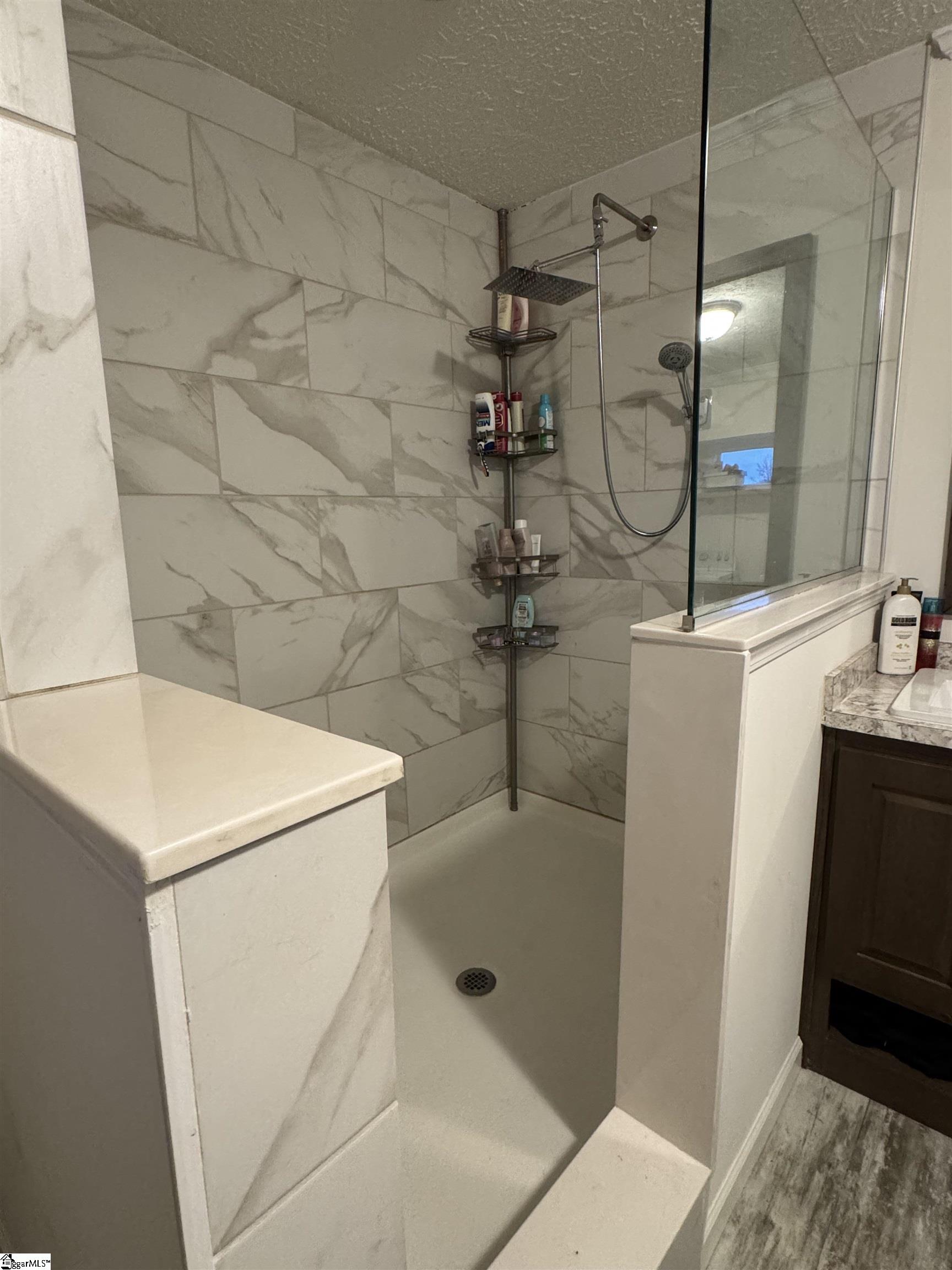 9070 Greenpond Road Gray Court, SC 29645 - Photo 13 of 21