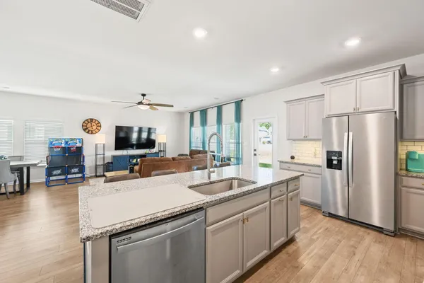 $2,900 | 240 Morning Song Street, Summerville, SC 29485