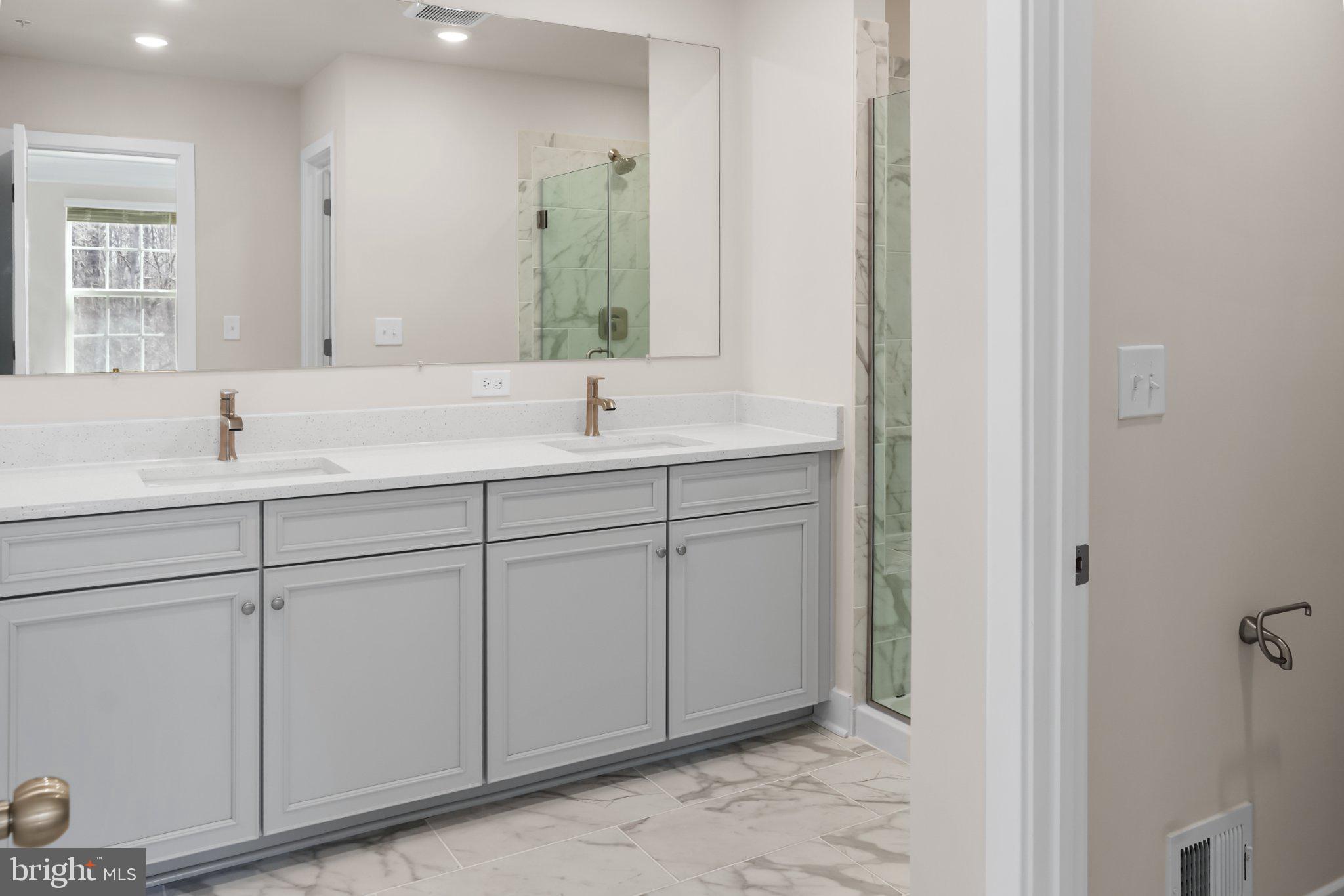 1727 Water Xing Road Pikesville, MD 21208 - Photo 22 of 38 Gallery Image 22