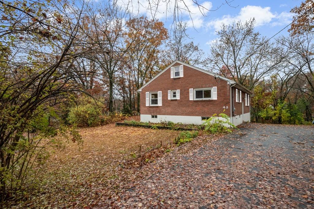 43 Shirley Road Shrewsbury, MA 01545 - Photo 25 of 29 Gallery Image 25