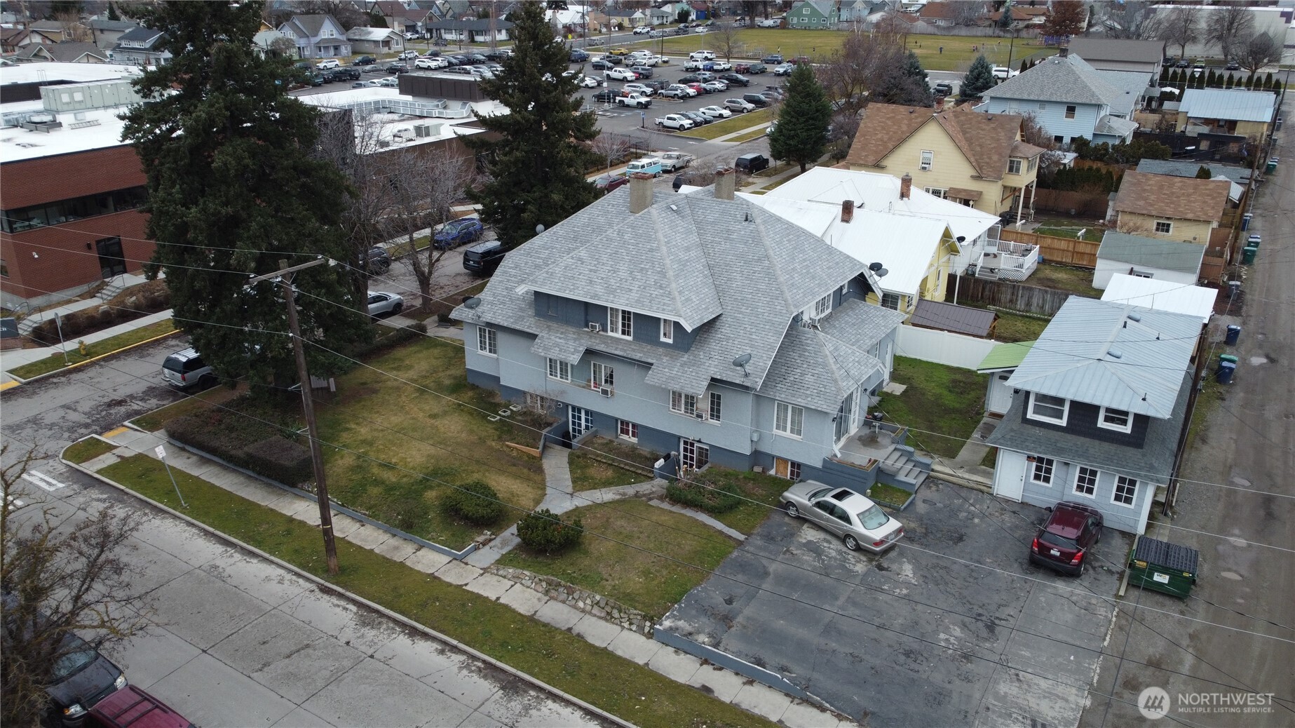 600 Douglas Street Wenatchee, WA 98801 - Photo 2 of 40 an aerial view of residential houses with outdoor space