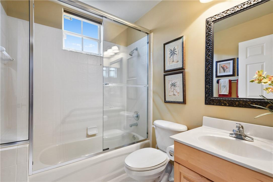 3724 Falcon Ridge Circle Weston, FL 33331 - Photo 18 of 45 1st floor full bathroom.