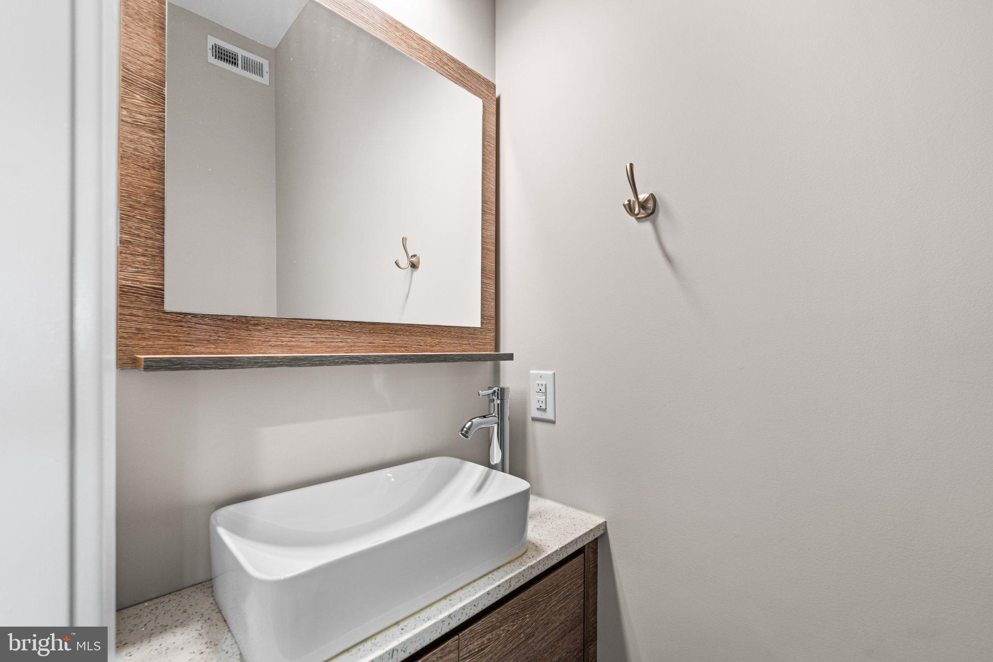 1822 Federal Street, Unit 3 Philadelphia, PA 19146 - Photo 12 of 15