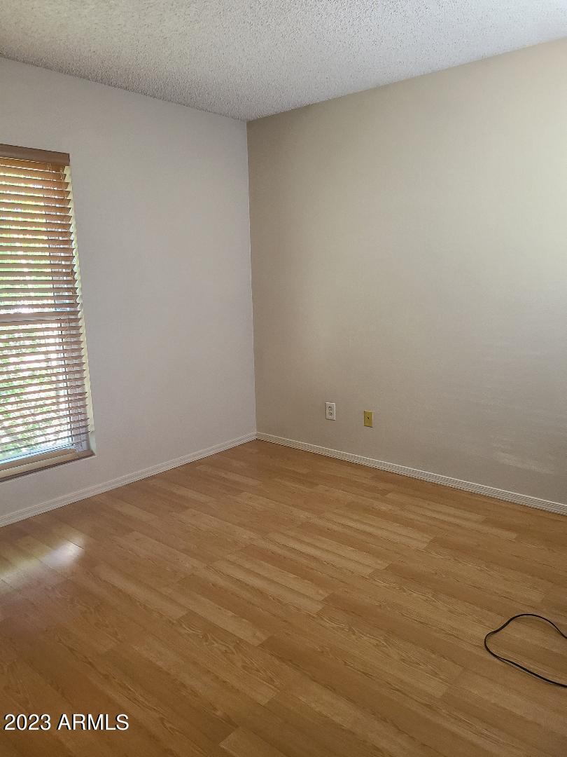 4509 East Frye Road Phoenix, AZ 85048 - Photo 44 of 48 light_2