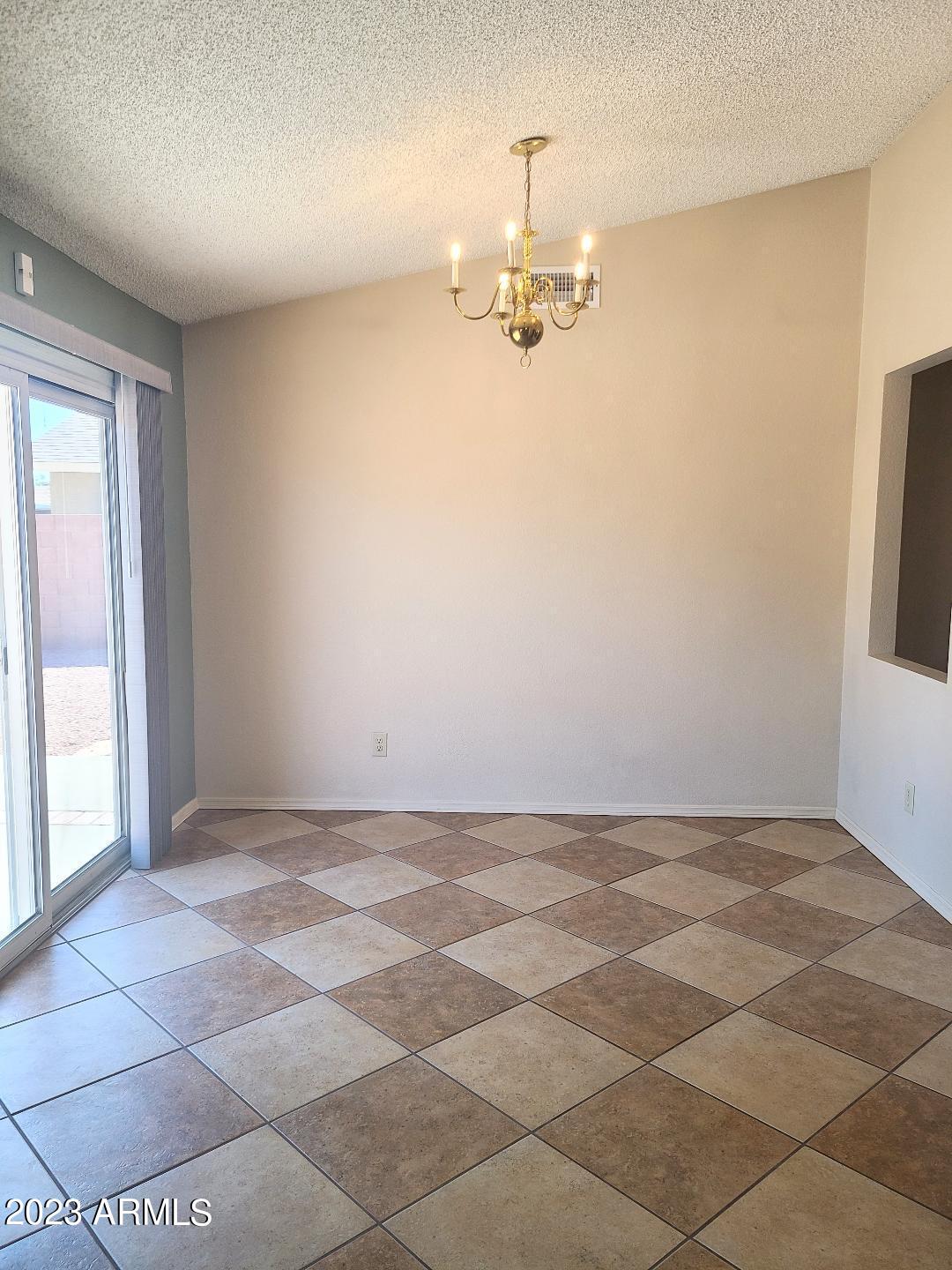 4509 East Frye Road Phoenix, AZ 85048 - Photo 9 of 48 kitchen_nook1