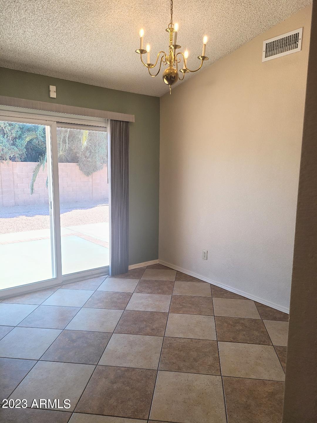 4509 East Frye Road Phoenix, AZ 85048 - Photo 10 of 48 kitchennook