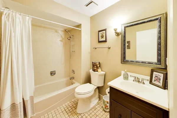 $259,000 | 639 Big Timber Drive, Unit D, Joliet, IL 60431