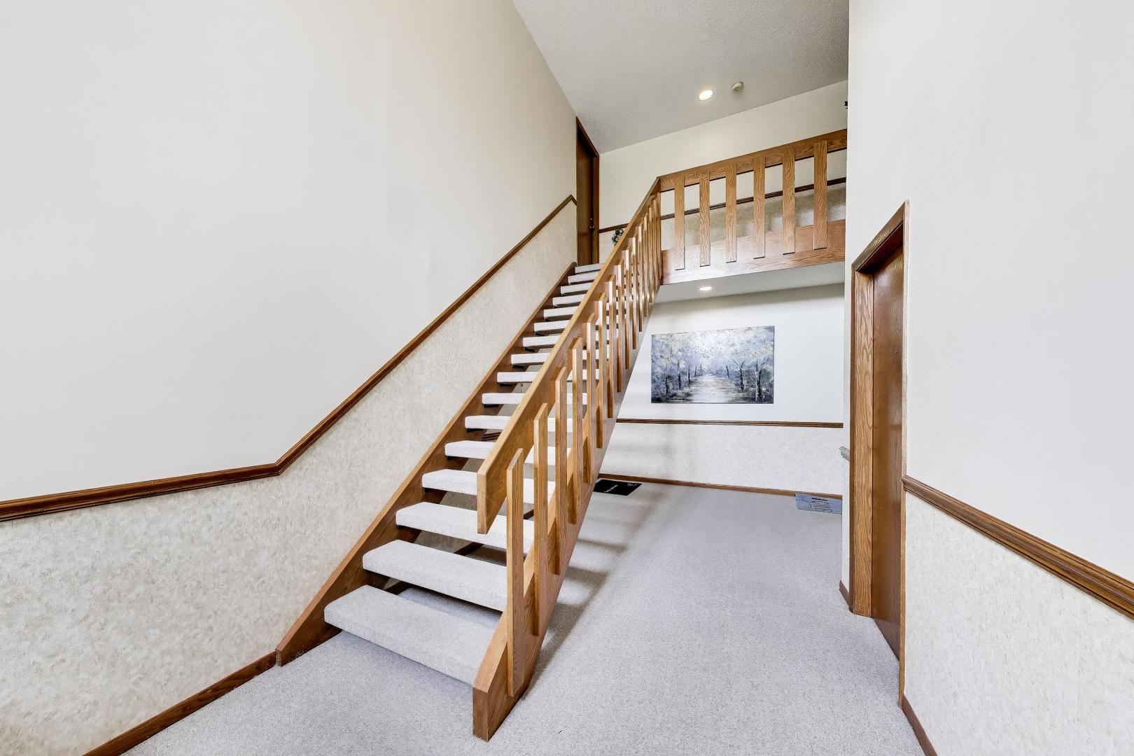 639 Big Timber Drive, Unit D Joliet, IL 60431 - Photo 4 of 30