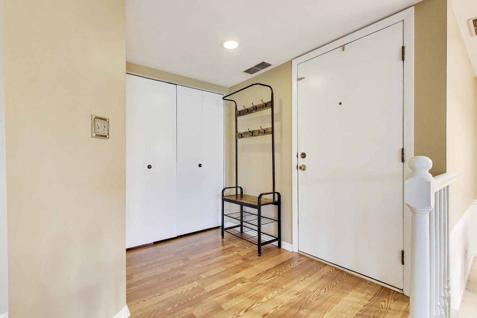 639 Big Timber Drive, Unit D Joliet, IL 60431 - Photo 5 of 30