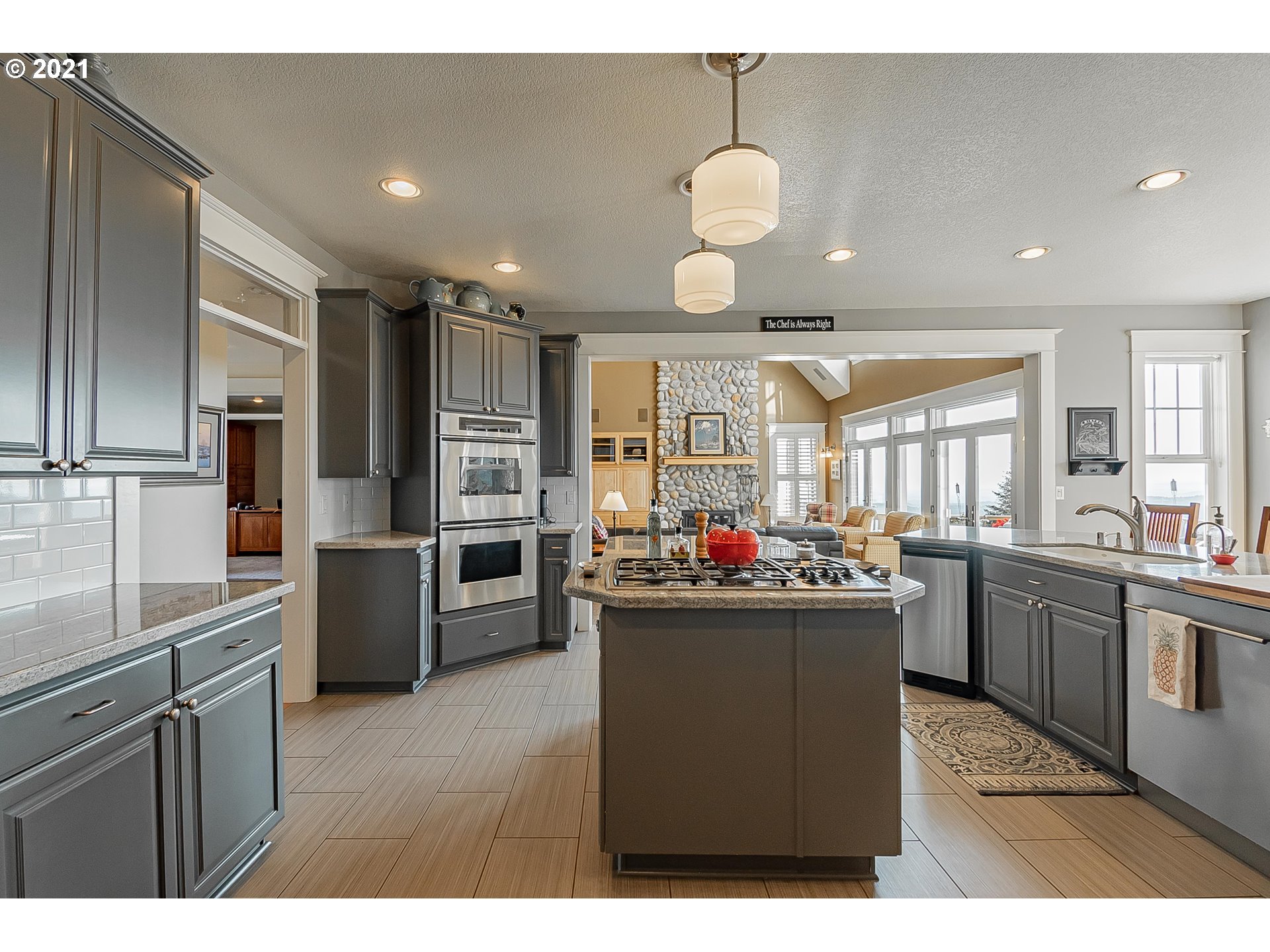 30714 Northeast Spud Mountain Road Camas, WA 98607 - Photo 9 of 32 Gallery Image 9