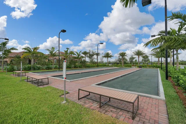 $980,000 | 9149 Leon Circle, Parkland, FL 33076