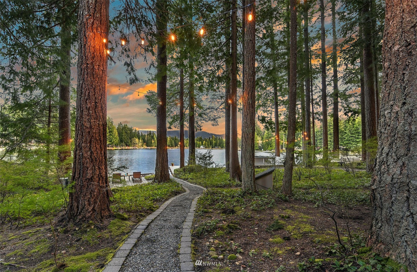 7327 Lake Alice Road Southeast Fall City, WA 98024 - Photo 27 of 35 a view of a backyard