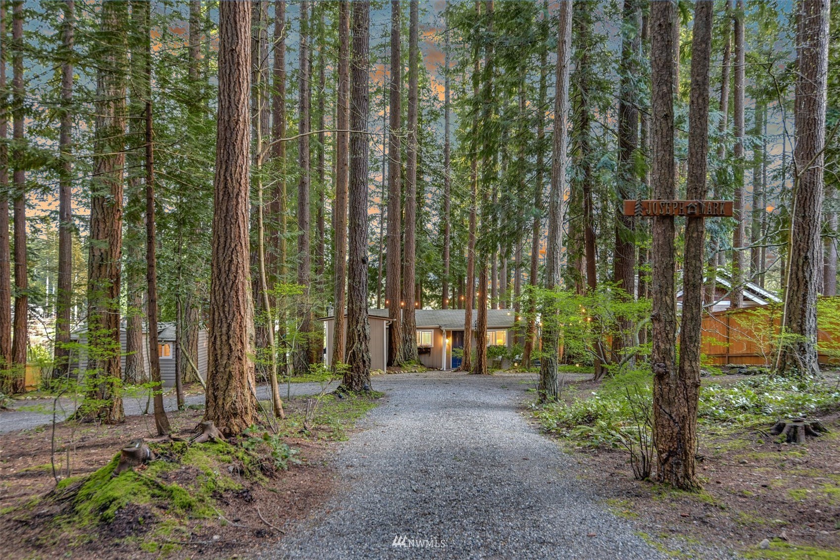 7327 Lake Alice Road Southeast Fall City, WA 98024 - Photo 32 of 35 a view of outdoor space and garden