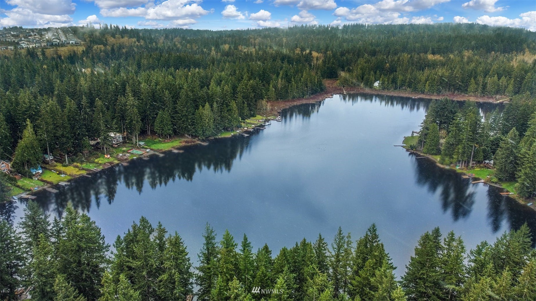 7327 Lake Alice Road Southeast Fall City, WA 98024 - Photo 33 of 35 a view of a lake in middle of the town