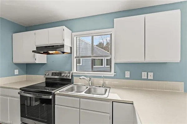 $165,000 | 3646 Heathrow Drive, Winston-Salem, NC 27127