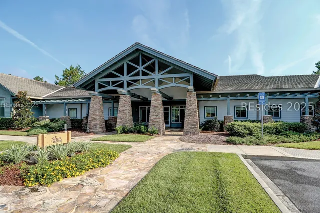 $199,900 | 301 Hampton Lake Drive, Bluffton, SC 29910