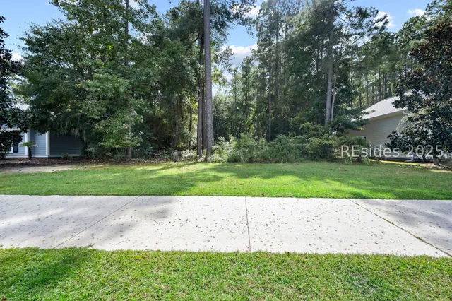 $199,900 | 301 Hampton Lake Drive, Bluffton, SC 29910