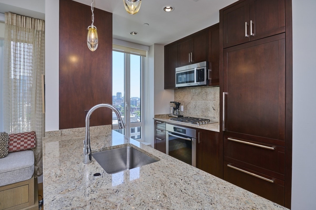 400 Stuart Street, Unit 16K Boston, MA 02116 - Photo 6 of 41