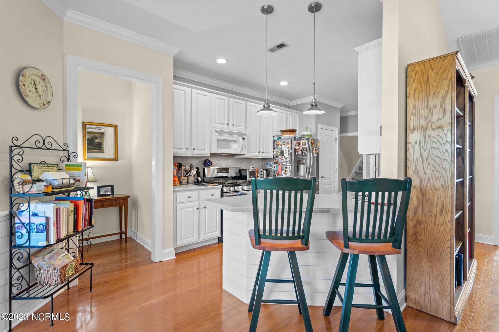 5472 Efird Road Wilmington, NC 28409 - Photo 14 of 43 38-web-or-mls-DSC09147